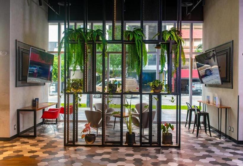 هتل Ibis Styles Lima San Isidro