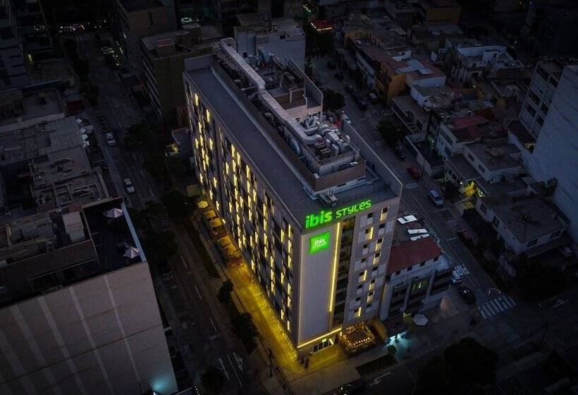 هتل Ibis Styles Lima San Isidro