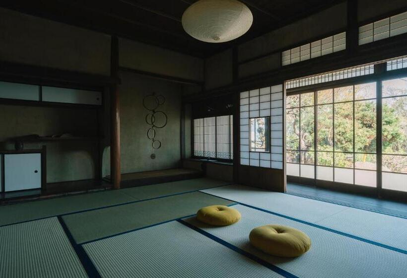 בית מלון כפרי Nipponia Tomo Port Town