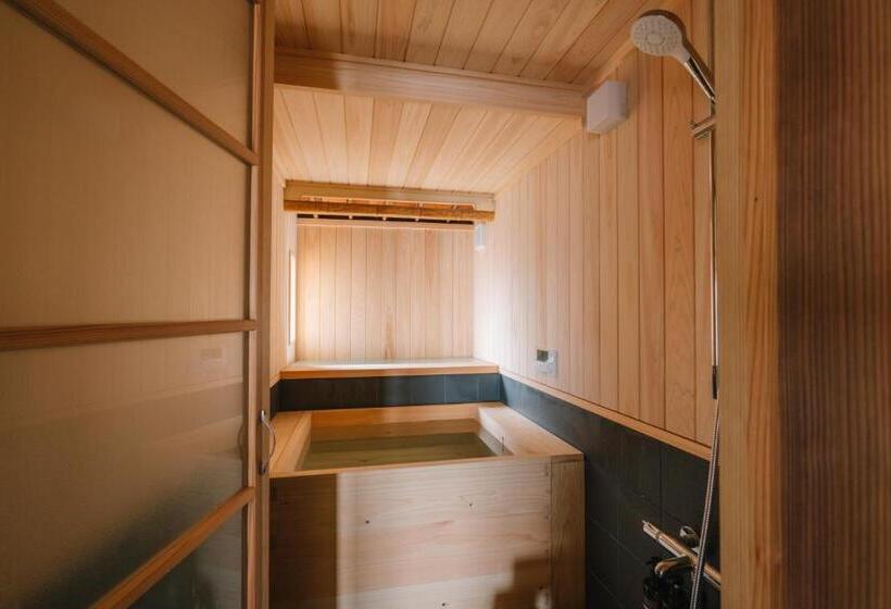 בית מלון כפרי Nipponia Tomo Port Town