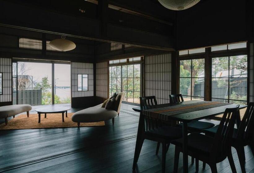 בית מלון כפרי Nipponia Tomo Port Town