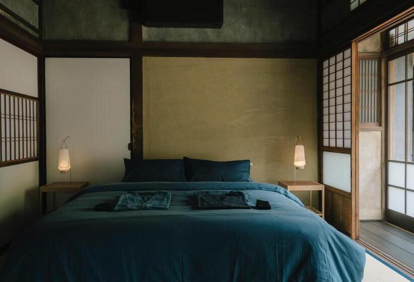 בית מלון כפרי Nipponia Tomo Port Town