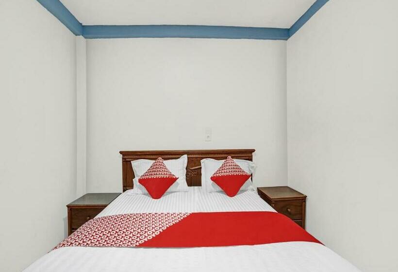 ホテル Oyo 90487 Wisma Kuta Karang Baru