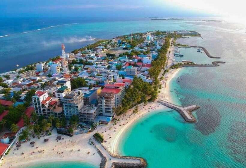 هتل Paradise Retreat, Maafushi