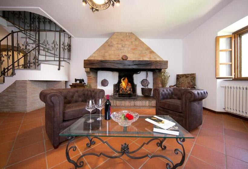 Отель Podere Le Volte Country House La Mita