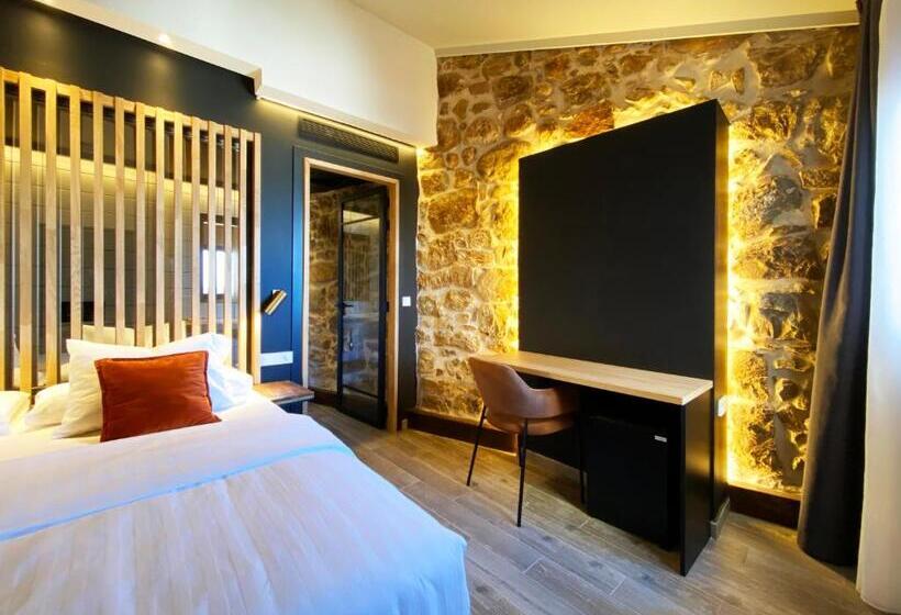 هتل Pou By Seaward Suites Only Adults