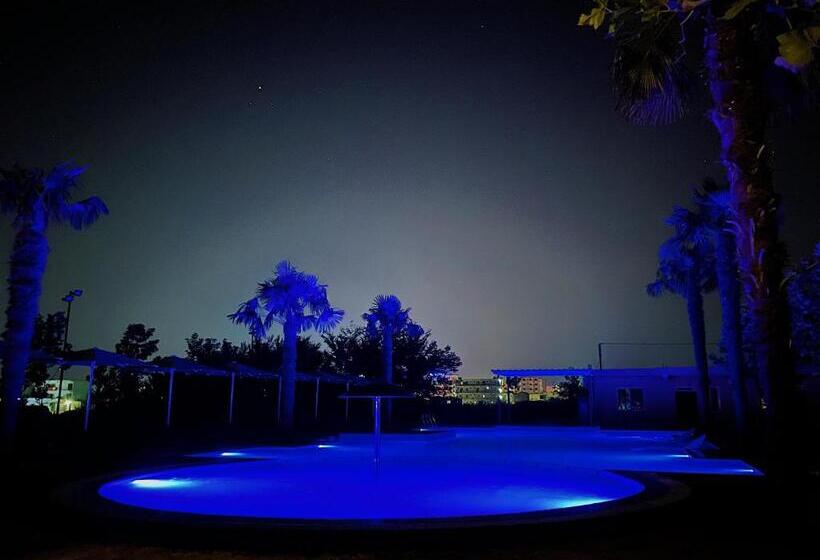 酒店 Qetesia Te Indriti