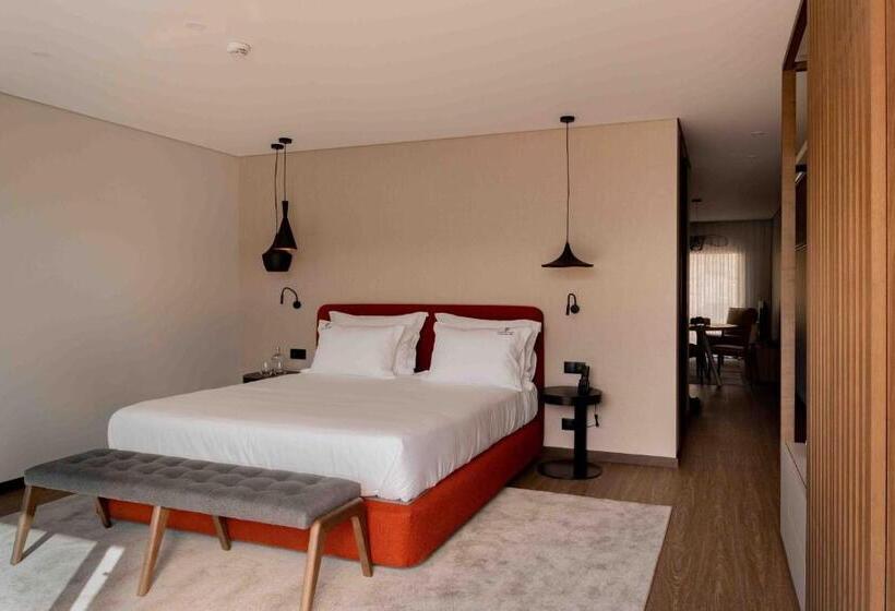 Отель Quinta De Santo António Country House & Villas