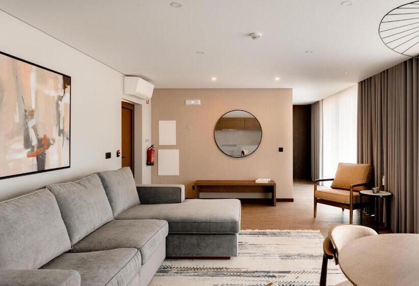 Отель Quinta De Santo António Country House & Villas