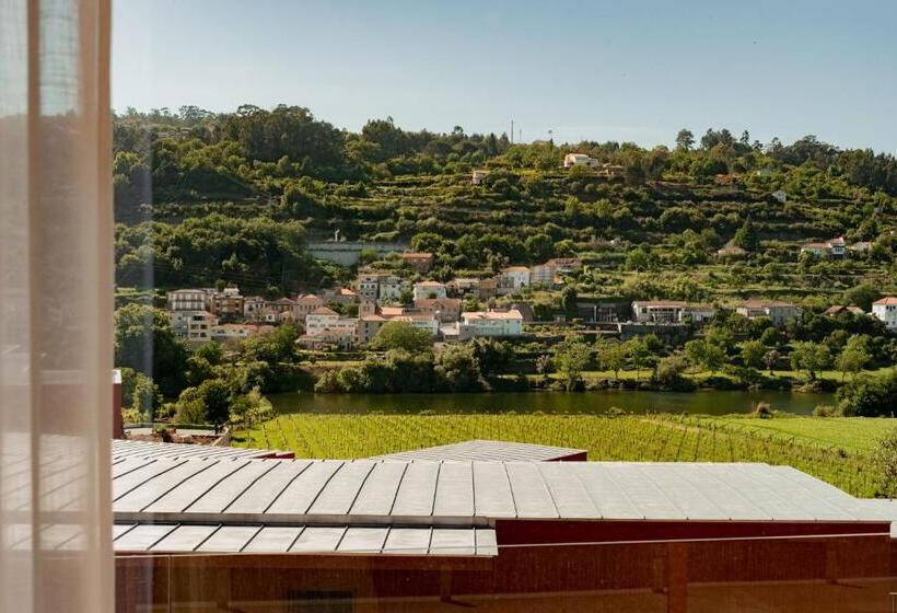 Отель Quinta De Santo António Country House & Villas