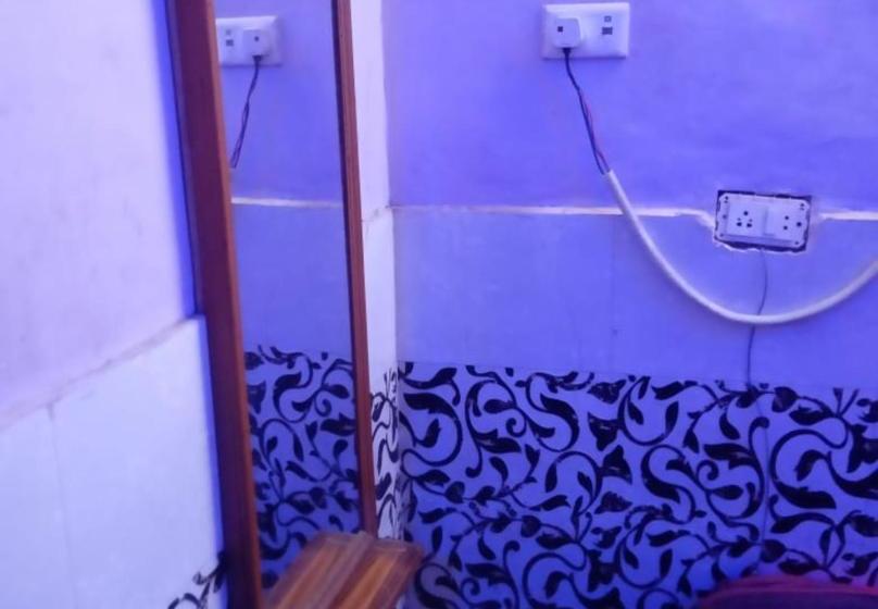 Отель Radhey Milan By Wb Inn, Kanpur