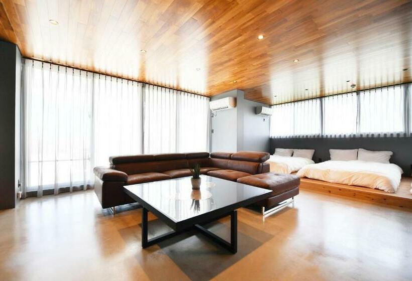 ホテル Stay Karatel