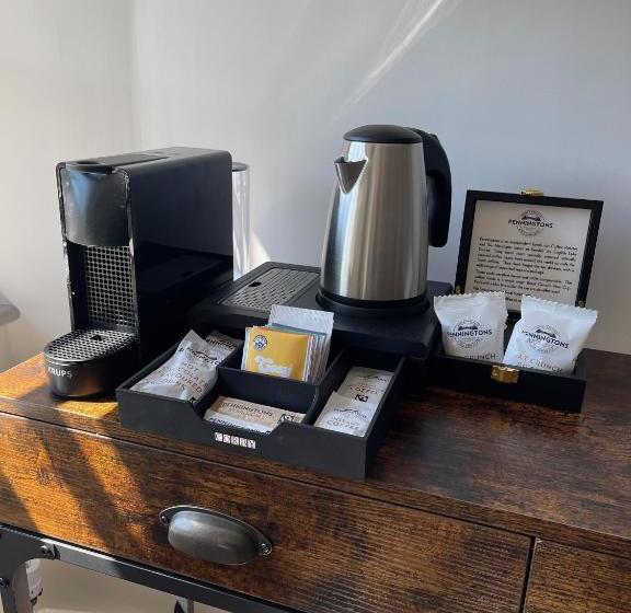 فندق The Tavern At Hale