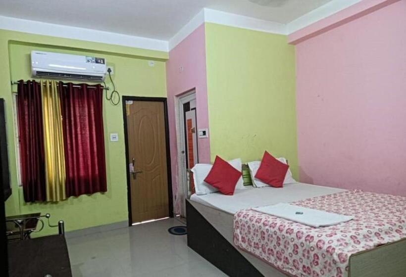 호텔 Trinayani Stay   3 Min Walk To Temple