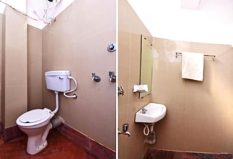 호텔 Trinayani Stay   3 Min Walk To Temple