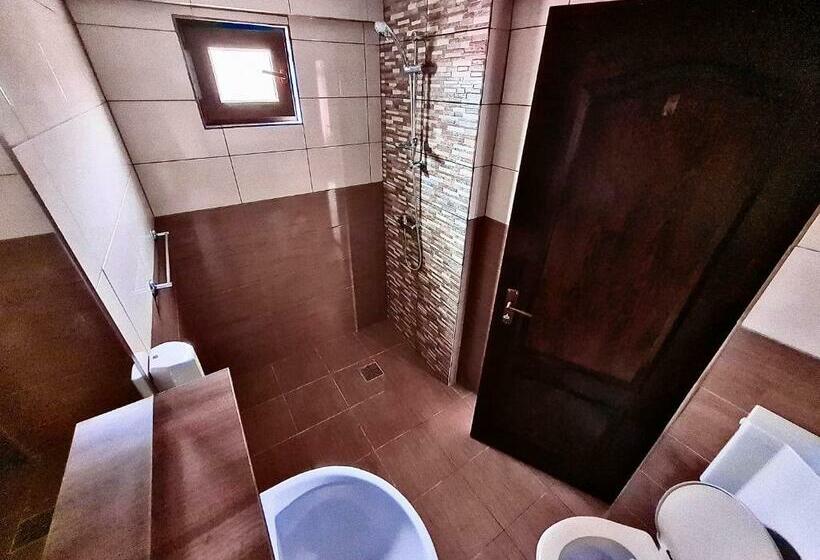 호텔 Vila Ii Poieniţa