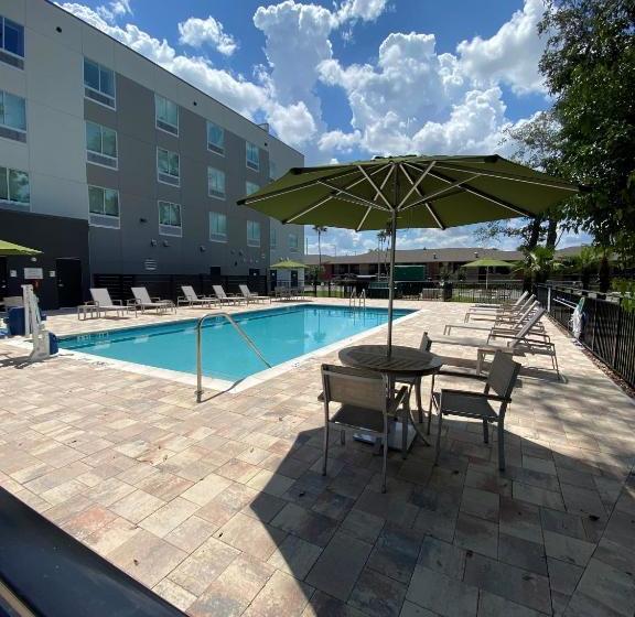 فندق Wyndham Garden Orlando Airport   Free Airport Shuttle