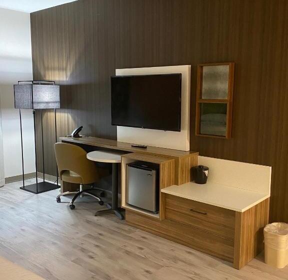 فندق Wyndham Garden Orlando Airport   Free Airport Shuttle