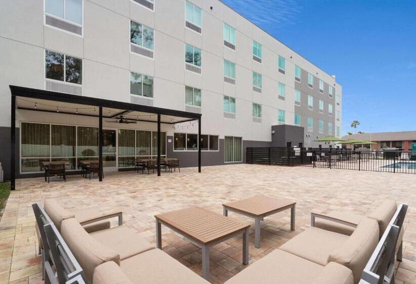 فندق Wyndham Garden Orlando Airport   Free Airport Shuttle