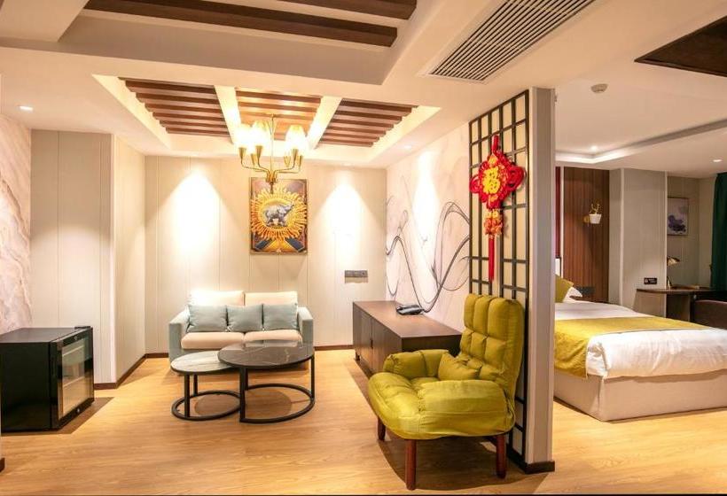 Отель Xin River Shang Zhai