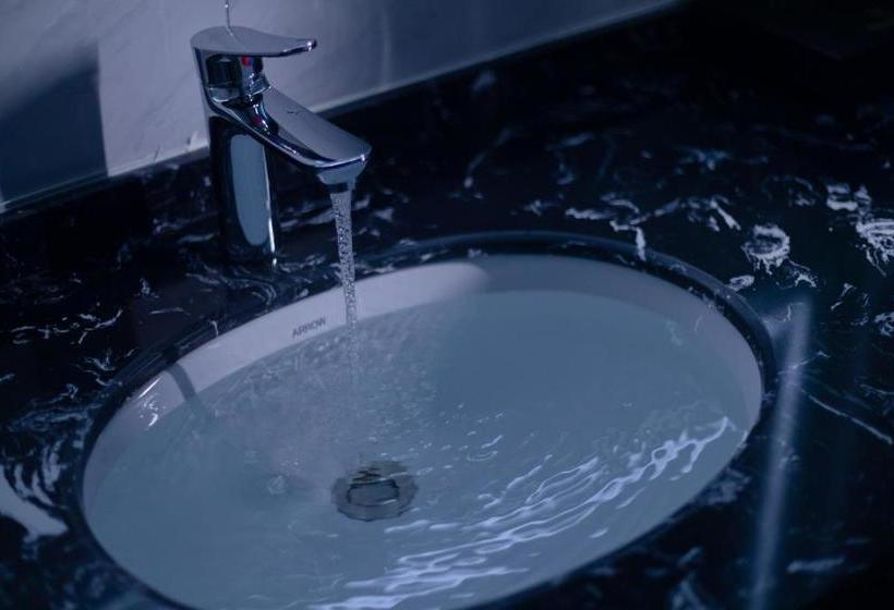 Отель Xin River Shang Zhai