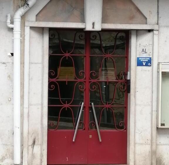 Oriente Dna Studios V