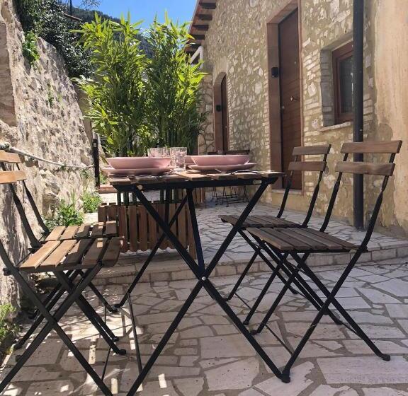 بنسيون Alloggio Rurale Ferentillo