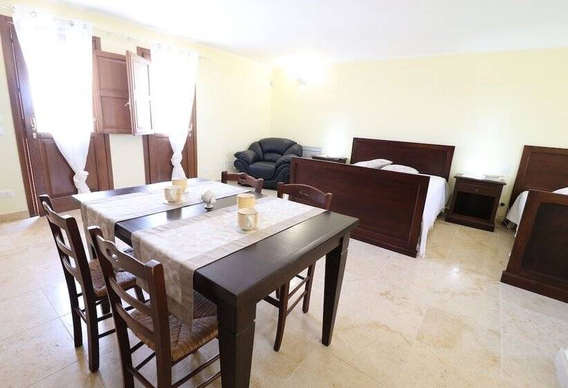 פנסיון B B With Swimming Pool Tenuta Agrumi Del Salento Triple Deluxe Citrus Attic