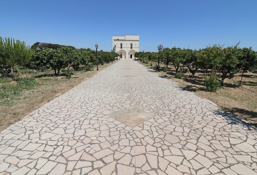 פנסיון B B With Swimming Pool Tenuta Agrumi Del Salento Triple Deluxe Citrus Attic