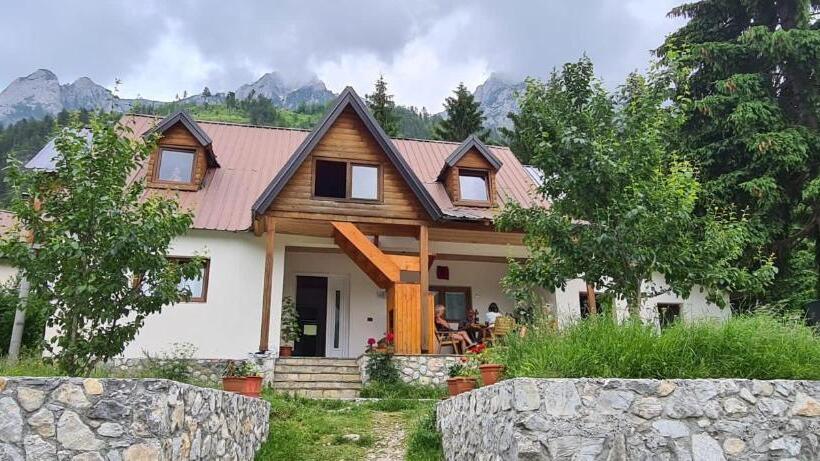 펜션 Bujtina Albjoni