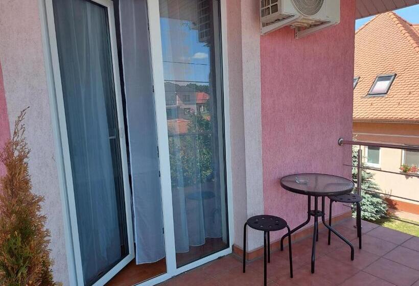 פנסיון Casa Eric