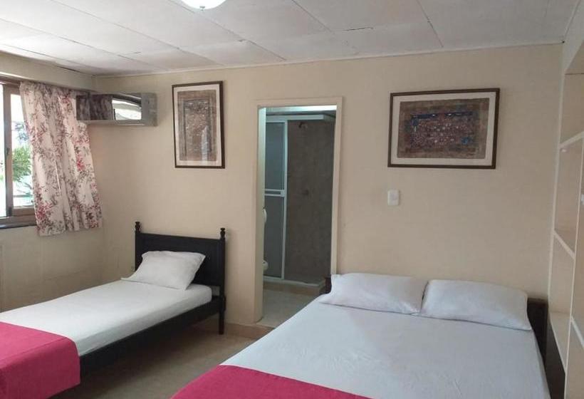 Pensión Casa Turística Erikmar