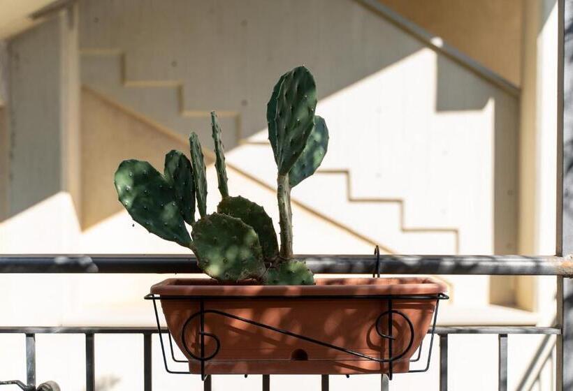 膳宿费 Click Art & Room