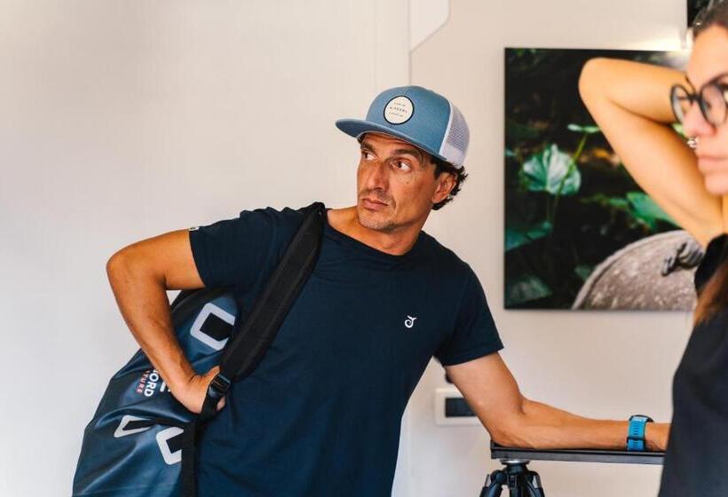 膳宿费 Click Art & Room