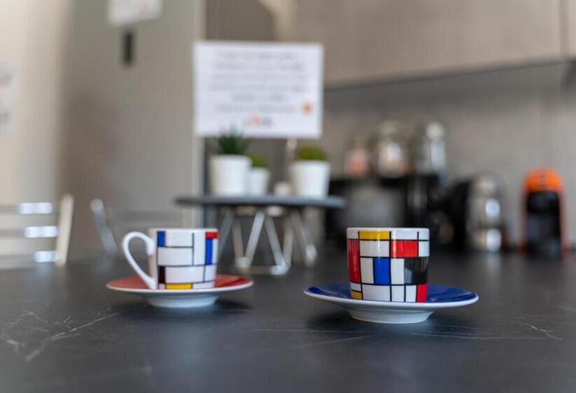 膳宿费 Click Art & Room