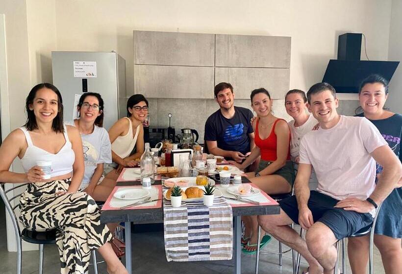 פנסיון Click Art & Room