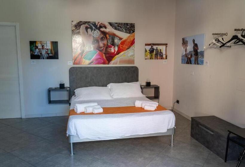 膳宿费 Click Art & Room