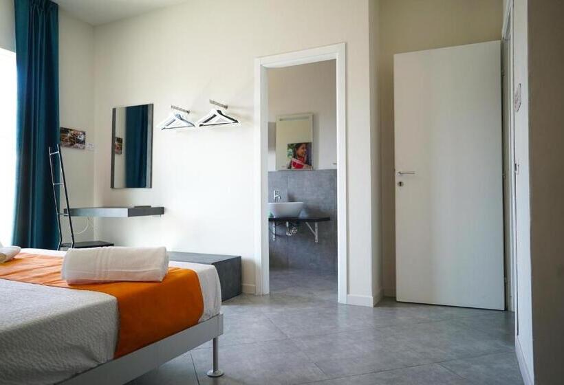 펜션 Click Art & Room