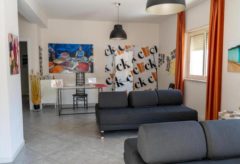 膳宿费 Click Art & Room