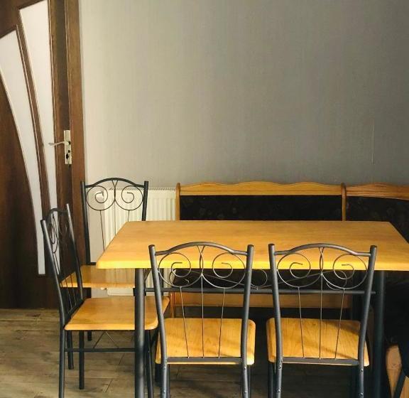 پانسیون Guest House Chavchavadze N23