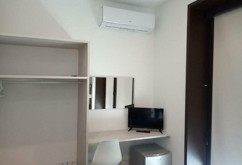 پانسیون Guest House Clarevar