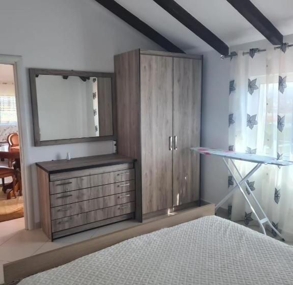 پانسیون Guest House Ilir