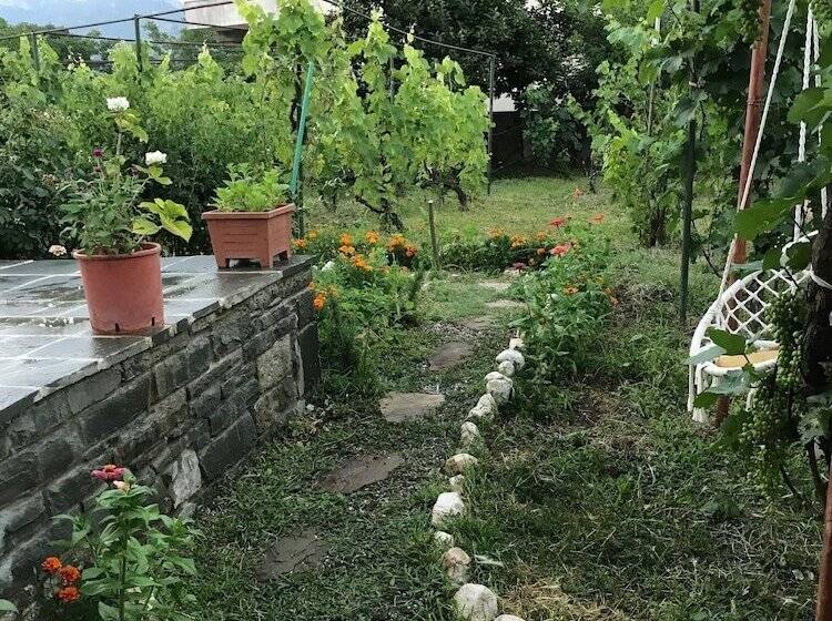 פנסיון Guesthouse Shtëpia Ime