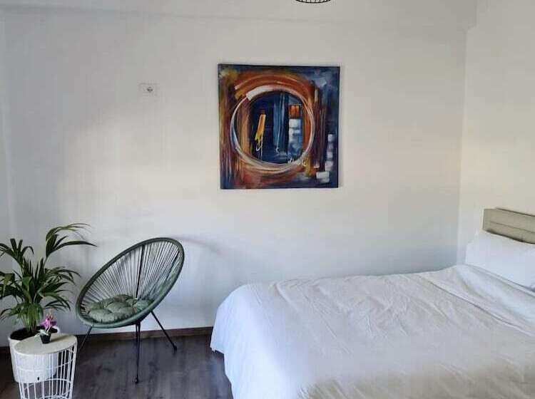 פנסיון Guesthouse Shtëpia Ime