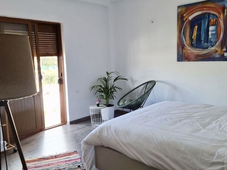 פנסיון Guesthouse Shtëpia Ime