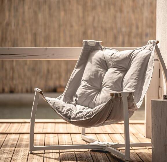 פנסיון La Finca   Saint Vlas