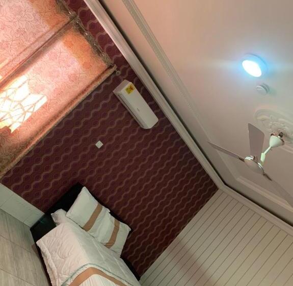 פנסיון Maxjen Haven Guest House
