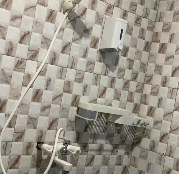 פנסיון Maxjen Haven Guest House