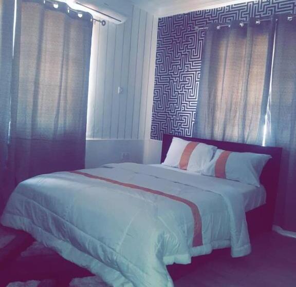 פנסיון Maxjen Haven Guest House