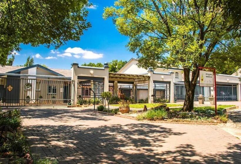 ペンション Oh So You Guesthouse